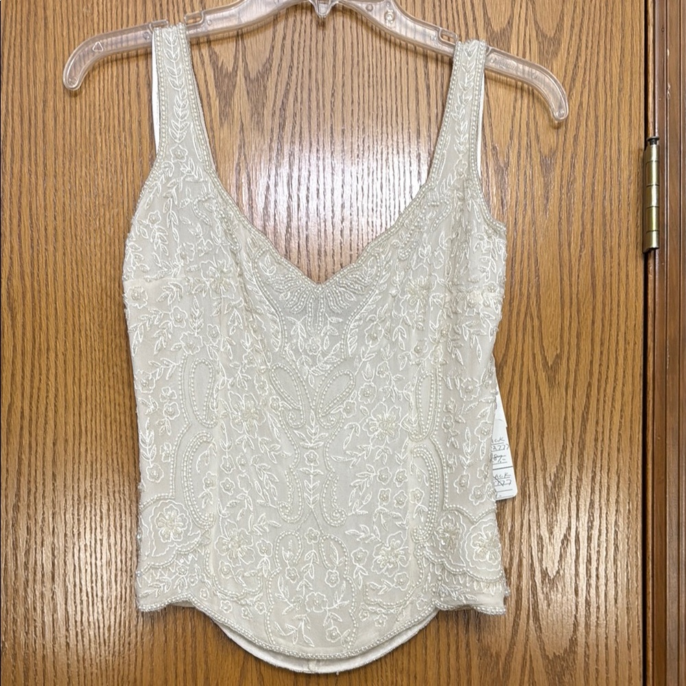White Fitted Embellished Sleeveless Camisole